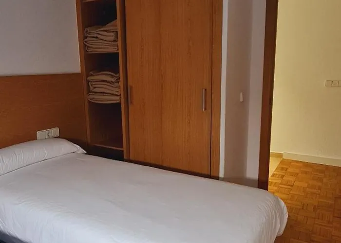 Aparthotel Estacion De Montana 3*