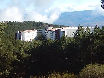 Estacion De Montana Manzaneda (Ourense)